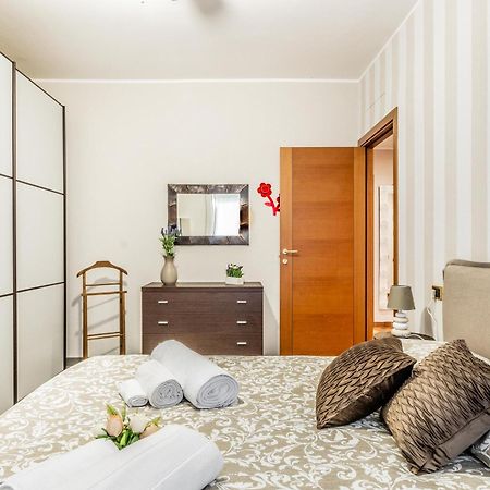 Ferienwohnung Marilyn House Rho Fiera 10Min - Netflix & Design Exterior foto